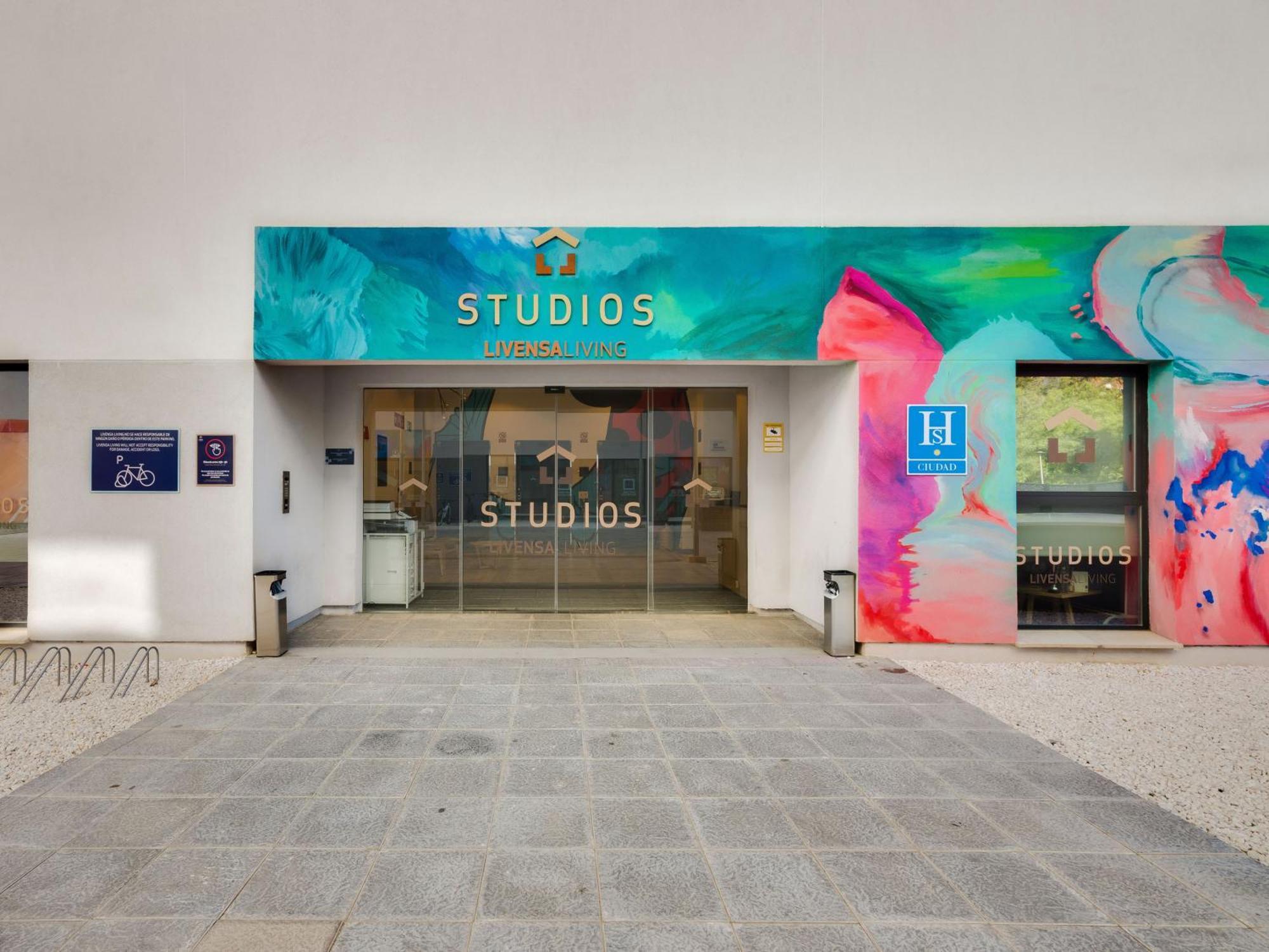 Livensa Living Studios Malaga Feria Eksteriør billede